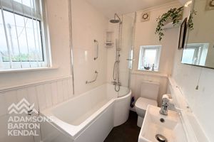 Photo 32- click for photo gallery